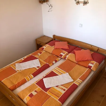 Guest house Maate