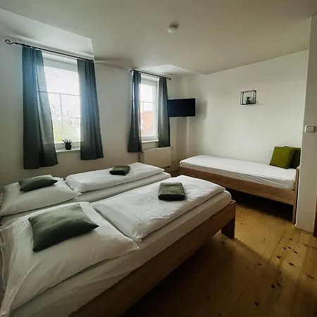 Guest house Maate