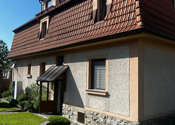 Casa de hóspedes Maate 3*